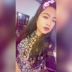 Meet your Posher, Ella